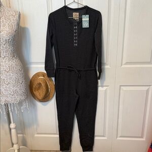Chaser Grey Long Sleeve Hook and Eye Henley Jumpsuit Recycled blend S